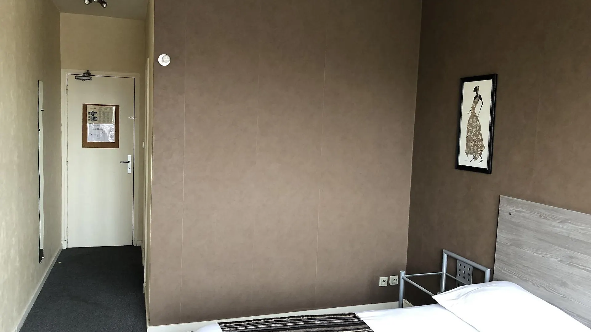 Adonis Lyon Est Hotel Artys Saint-Priest-en-Jarez