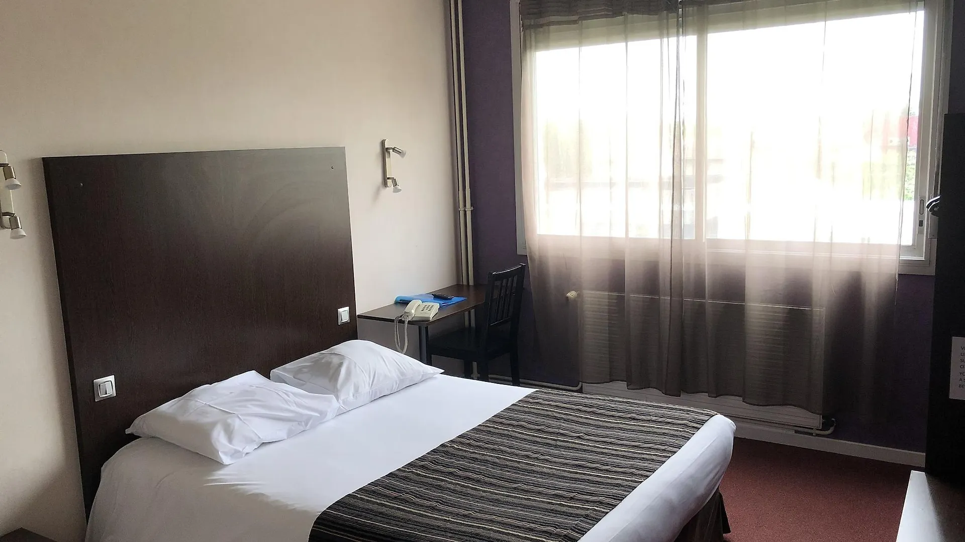 ***  Adonis Lyon Est Hotel Artys Saint-Priest-en-Jarez France